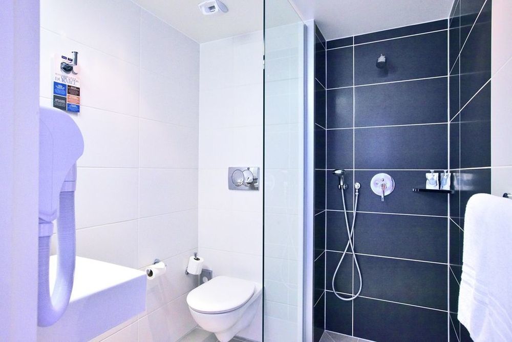 Kyriad La Rochelle Centre - Les Minimes Habitación foto